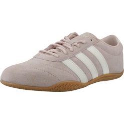 Buty ADIDAS GRAND COURT LO Rose. Czerwone obuwie trekkingowe damskie Adidas, ze skóry, bez zapięcia. Za 338.00 zł.