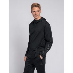 Bluza z kapturem Hummel hmllaston. Niebieskie bluzy męskie Hummel, m, bez wzorów, sportowe, bez ramiączek, z kapturem. W wyprzedaży za 226.50 zł.
