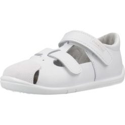 Sandały TITANITOS L500 RICARDO Biały. Białe buty zimowe męskie TITANITOS, bez wzorów, ze skóry, bez obcasa, bez zapięcia. Za 215.99 zł.