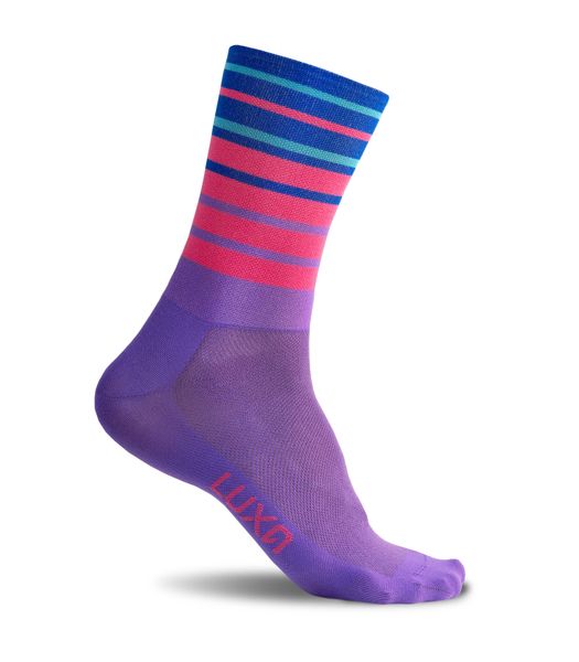 Skarpety Rowerowe dla dorosłych unisex LUXA Dynamic. Czerwone skarpetki damskie LUXA, bez wzorów, z materiału. Za 64.90 zł.