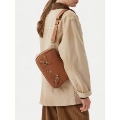 Torebka Beverly Hills Polo Club. Brązowe listonoszki damskie Beverly Hills Polo Club, bez wzorów, bez dodatków. Za 179.99 zł.