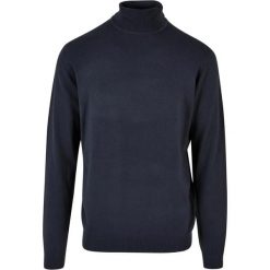 Sweter z golfem Urban Classics. Niebieskie swetry męskie Urban Classics, m, bez wzorów, eleganckie, bez kołnierzyka, bez ramiączek. Za 150.50 zł.