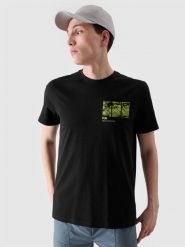 4F T-shirt regular z nadrukiem męski - czarny S. Czarne t-shirty męskie 4F, m, bez wzorów, z bawełny, bez kołnierzyka, bez ramiączek. Za 29.99 zł.