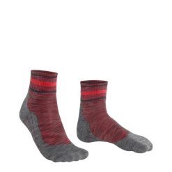 Skarpetki Falke TK5 Wander Short. Czerwone skarpety męskie Falke, bez wzorów, z poliamidu. Za 156.50 zł.