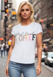 Jasnoniebieski T-shirt z Napisem z Motywem Kawy Dimrrue. Niebieskie t-shirty damskie Born2be, uniwersalny, bez wzorów, z tkaniny, eleganckie, bez kołnierzyka, bez ramiączek. Za 39.99 zł.