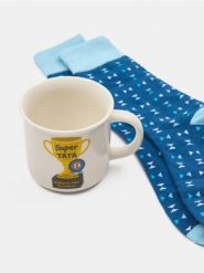 Skarpetki i kubek dla najlepszego taty na świecie - wielobarwny. Skarpetki damskie Sinsay, bez wzorów. Za 22.99 zł.