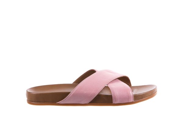 Klapki Bayla-163 17-183 Rose, Róż, Skóra naturalna - 36. Czerwone klapki damskie Bayla, na lato, bez wzorów, ze skóry, bez obcasa, bez zapięcia. W wyprzedaży za 89.10 zł.