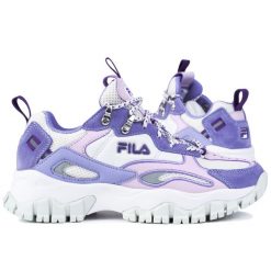 Buty damskie trekkingowe Fila RAY TRACER TR2 WMN. Czerwone obuwie trekkingowe damskie Fila, bez zapięcia. W wyprzedaży za 249.00 zł.