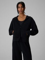 4F Bluza dresowa regular z modalem damska - czarna L. Czarne bluzy damskie 4F, l, bez wzorów, z dresówki, klasyczne, bez ramiączek, z kapturem. Za 199.99 zł.