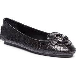 Baleriny MICHAEL MICHAEL KORS - Lillie Moc 40F9LIFP1E Black. Czarne balerinki damskie MICHAEL Michael Kors, bez wzorów, ze skóry, klasyczne, bez obcasa, na płaskiej podeszwie, bez zapięcia. Za 549.00 zł.
