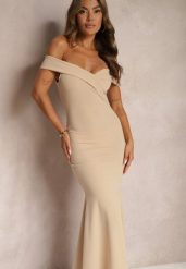 Jasnobeżowa Taliowana Sukienka Maxi z Rozcięciem Perlina. Brązowe sukienki damskie Renee, l, bez wzorów, eleganckie, bez kołnierzyka, bez ramiączek, maxi, rozkloszowane. Za 139.99 zł.