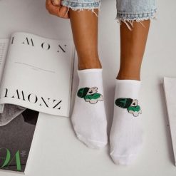 Białe stopki damskie zielony miś z czapką 1220. Białe czapki damskie Milena, bez wzorów, z bawełny. Za 14.90 zł.