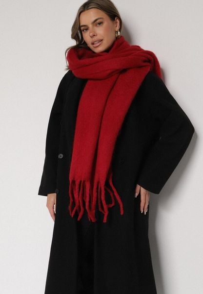 Bordowy Szalik z Ozdobnymi Frędzlami Esariana. Czerwone szaliki damskie Born2be, bez wzorów. Za 49.99 zł.