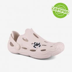 Męskie klapki Coqui Hill - beżowe. Brązowe klapki męskie Coqui, bez wzorów, z materiału, bez zapięcia. Za 144.99 zł.