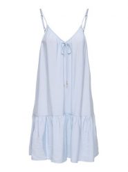 ONLY Sukienka letnia Misara 15373962 Niebieski jasny Regular Fit. Niebieskie sukienki damskie ONLY, na lato, xs, bez wzorów, z wiskozy, bez kołnierzyka, bez ramiączek. Za 149.99 zł.