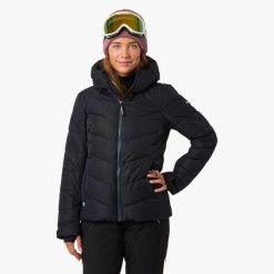 Kurtka narciarska damska Swedemount Cervinia Puffer Ski Jacket wodoodporna. Czarne kurtki sportowe damskie SWEDEMOUNT, na zimę, bez wzorów, bez ramiączek, bez kaptura, narciarskie. Za 499.99 zł.