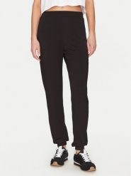 Guess Spodnie materiałowe O5GB05 KCQP2 Czarny Regular Fit. Czarne spodnie materiałowe damskie Guess, z aplikacjami, z materiału. Za 129.99 zł.