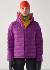 Kurtka puchowa damska Haglöfs Spitz Down Hood Women. Fioletowe kurtki sportowe damskie Haglöfs, l, bez wzorów, z puchu, bez ramiączek, bez kaptura, trekkingowe. Za 800.00 zł.