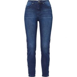 Cellbes Dżinsy ciemnoniebieski denim female niebieski 34. Niebieskie jeansy damskie Cellbes, bez wzorów, z denimu. W wyprzedaży za 109.00 zł.