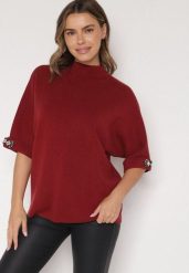 Bordowy Sweter Ozdobiony na Rękawach Cyrkoniami Aletusa. Czerwone swetry nierozpinane damskie Born2be, z aplikacjami, z jeansu, eleganckie, bez kołnierzyka, bez ramiączek. Za 99.99 zł.