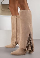 Ciemnobeżowe Kozaki na Słupku z Wywiniętą Cholewką z Frędzlami Linadela. Brązowe kozaki damskie Born2be, bez wzorów, z jeansu, bez obcasa, na obcasie, bez zapięcia. Za 179.99 zł.