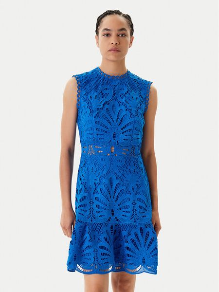 Morgan Sukienka koktajlowa 241-ROSLI Niebieski Regular Fit. Niebieskie sukienki damskie Morgan, bez wzorów, z syntetyku, wizytowe, bez kołnierzyka, bez ramiączek. Za 359.99 zł.