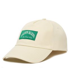 Czapka z daszkiem Calvin Klein. Brązowe czapki damskie Calvin Klein, bez wzorów. Za 169.99 zł.