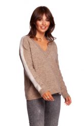 Sweter w Serek z Lampasami - Jasnobrązowy. Brązowe swetry nierozpinane damskie MOE, l, bez wzorów, z materiału, bez kołnierzyka, bez ramiączek. Za 176.26 zł.