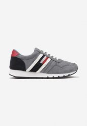 Niebieskie Buty Sportowe z Perforacją i Ozdobnymi Wstawkami Wesita. Niebieskie buty sportowe męskie Born2be, bez wzorów, bez zapięcia. Za 109.99 zł.