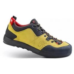 Buty trekkingowe Rafiki Monte. Niebieskie buty zimowe męskie RAFIKI, bez wzorów, bez obcasa, bez zapięcia. W wyprzedaży za 707.50 zł.