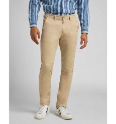 LEE SLIM CHINO MĘSKIE SPODNIE MATERIAŁOWE SERVICE SAND L768LA10 112121061. Eleganckie spodnie męskie Lee, bez wzorów, z materiału. Za 199.99 zł.