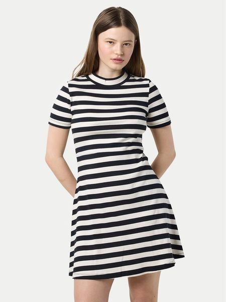 Noisy May Sukienka codzienna Elinor 27033179 Beżowy Regular Fit. Brązowe sukienki damskie Noisy May, na co dzień, xs, bez wzorów, z bawełny, bez kołnierzyka, bez ramiączek, proste. Za 89.99 zł.