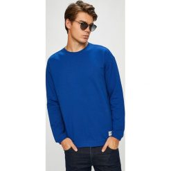 Lee - Bluza. Niebieskie bluzy męskie Lee, l, bez wzorów, z bawełny, bez kaptura. W wyprzedaży za 169.90 zł.