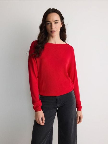 Sweter z wiskozą - czerwony. Czerwone swetry nierozpinane damskie Reserved, l, bez wzorów, z dzianiny, bez kołnierzyka, bez ramiączek. W wyprzedaży za 59.99 zł.