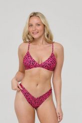 Bikini top Pink Leopard Boost 'Em Up. Czerwone stroje kąpielowe damskie OOSC, xl, bez wzorów, z materiału. Za 122.99 zł.