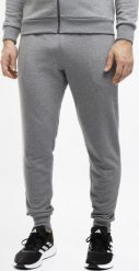 Under Armour Spodnie męskie Under Armour Rival Fleece Joggers szare 1379774 025 XL. Szare spodnie sportowe męskie Under Armour, m, bez wzorów. Za 235.99 zł.