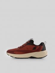 4F Niskie buty trailowe VECTRUN z membraną męskie - czerwone 40. Czerwone buty sportowe męskie 4F, bez wzorów, z materiału, bez zapięcia, do biegania. Za 399.99 zł.