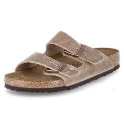 Klapki męskie Birkenstock Arizona. Brązowe klapki męskie Birkenstock, bez wzorów, z materiału, bez zapięcia. Za 419.00 zł.