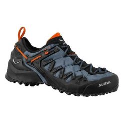 Buty trekkingowe Salewa Wildfire Edge. Niebieskie trekkingi męskie Salewa, na zimę, z materiału, bez zapięcia. Za 827.50 zł.