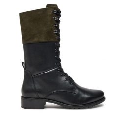 Kozaki Josef Seibel. Czarne kozaki damskie Josef Seibel, bez wzorów, bez obcasa, na płaskiej podeszwie, bez zapięcia. Za 599.99 zł.