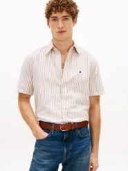 Tommy Hilfiger koszula z krótkim rękawem z lnu Mężczyźni Regular Fit Bawełna brązowy, M. Brązowe koszule męskie Tommy Hilfiger, na lato, m, bez wzorów, z bawełny, klasyczne, bez kołnierzyka, bez ramiączek. Za 329.95 zł.
