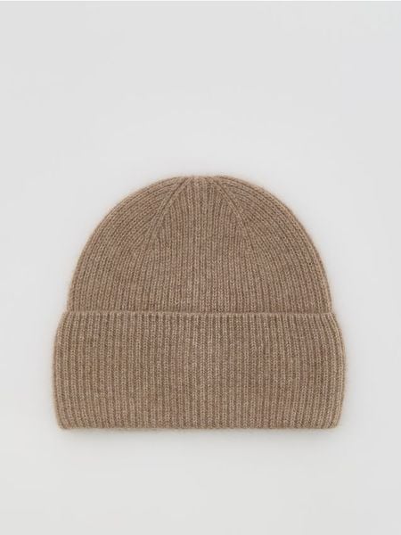 Wełniana czapka z dodatkiem kaszmiru - brązowy. Brązowe czapki damskie Reserved, bez wzorów, z kaszmiru. Za 99.99 zł.