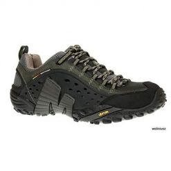 Buty trekkingowe męskie Merrell Intercept. Czarne trekkingi męskie Merrell, ze skóry, bez zapięcia. W wyprzedaży za 635.85 zł.