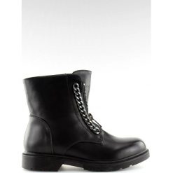 Botki glany damskie czarne RB13 Black. Czarne botki damskie ButyModne, bez wzorów, ze skóry ekologicznej, eleganckie, z okrągłym noskiem, bez obcasa, na płaskiej podeszwie, bez zapięcia. W wyprzedaży za 139.00 zł.