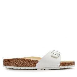 Klapki Birkenstock. Brązowe klapki damskie Birkenstock, bez wzorów, bez zapięcia. Za 399.99 zł.
