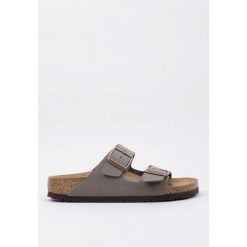 Klapki damskie Birkenstock Arizona Bfbc. Szare klapki damskie Birkenstock, bez wzorów, z materiału, bez obcasa, bez zapięcia. Za 449.00 zł.