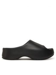 Inuikii Klapki Clog 70103-420 Czarny. Czarne klapki damskie Inuikii, bez wzorów, ze skóry, bez obcasa, bez zapięcia. Za 869.99 zł.