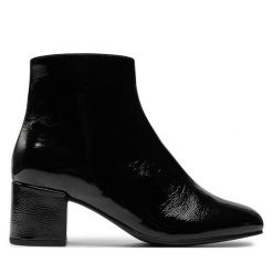 Botki HÖGL. Czarne botki damskie HÖGL, bez wzorów, bez obcasa, na słupku, bez zapięcia. Za 639.99 zł.