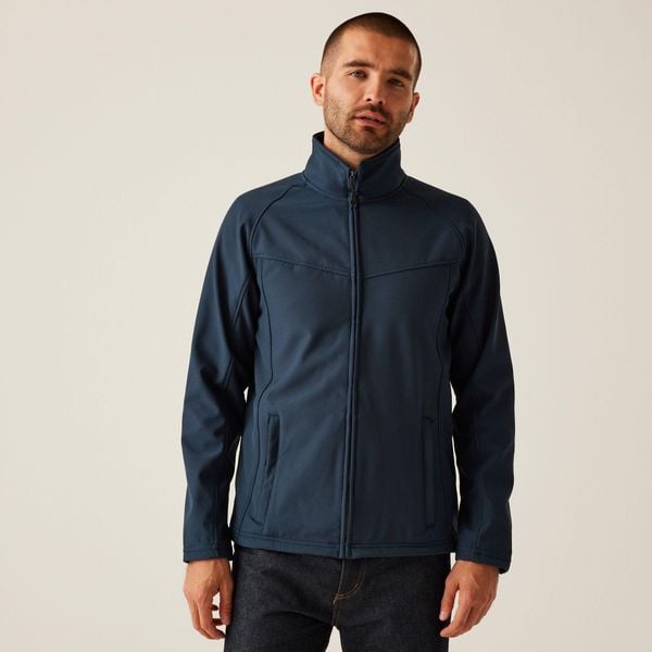 Męska kurtka softshell Uproar. Szare kurtki męskie Regatta, m, bez wzorów, z materiału, bez kaptura, trekkingowe. Za 119.99 zł.