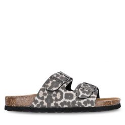 Klapki CRUZ. Brązowe klapki damskie CRUZ, bez wzorów, bez obcasa, bez zapięcia. Za 119.99 zł.